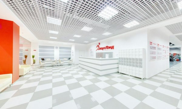 СпортЛэнд — бульвар Перова. Ресепшен