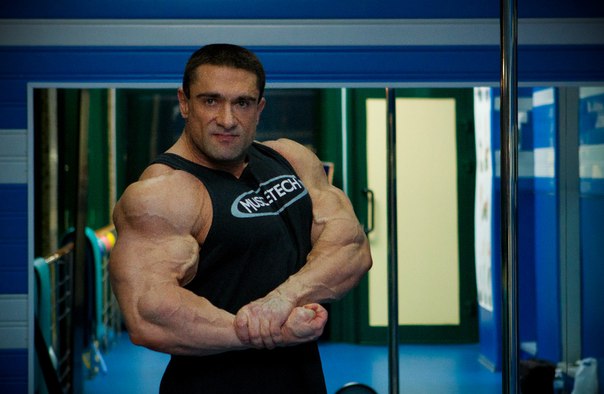 Богдан Хлебников бодибилдер