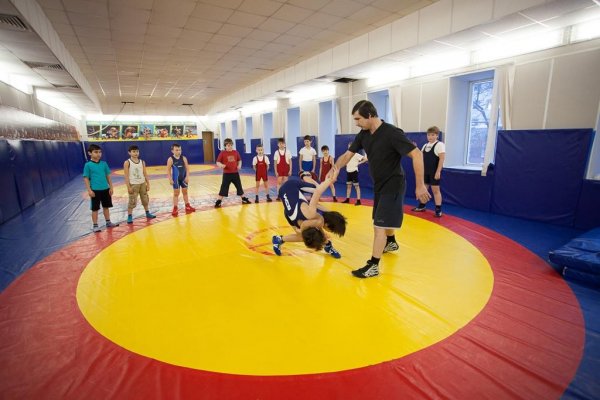 СК «Дом физической культуры». Зал борьбы