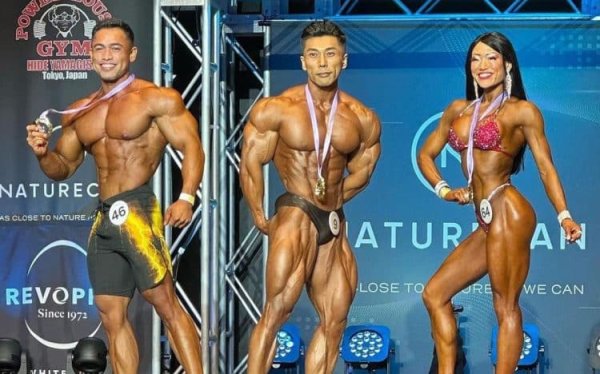 Sustanon  : .