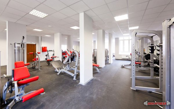 Iron Fitness — Сергиев Посад. Тренажерный зал