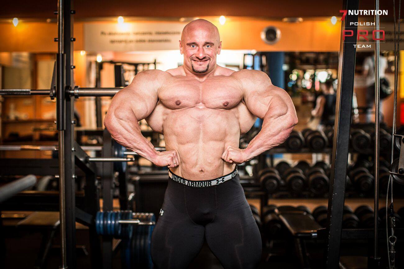 Robert Colacino бодибилдер