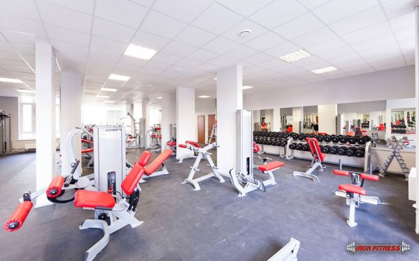 Iron Fitness — Сергиев Посад. Тренажерный зал