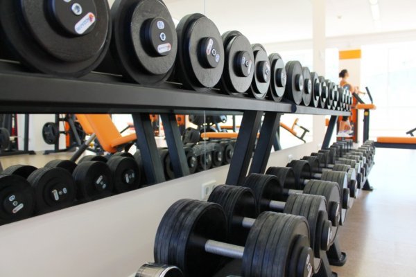 Fitness Life — Черниговская. Гантельный ряд