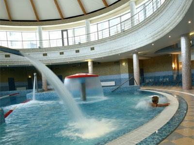 Wellness Park. Бассейн с гидромассажной зоной
