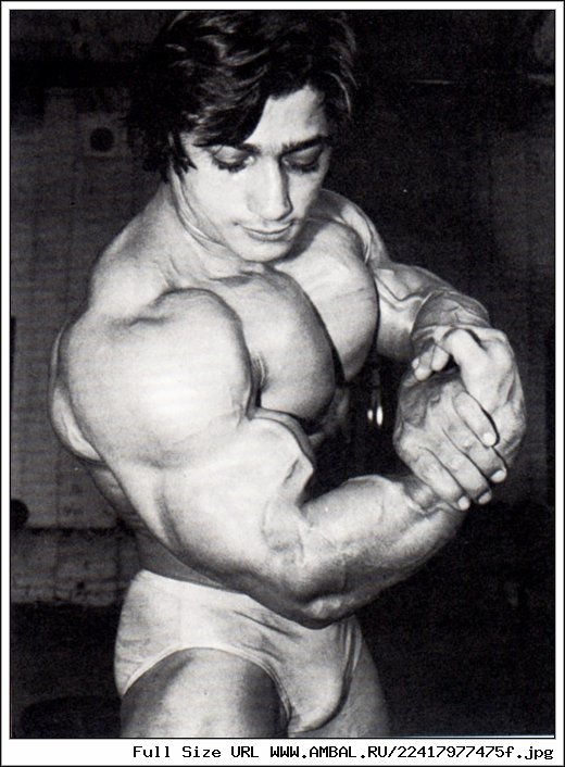 Денни Падилла (Danny Padilla) .