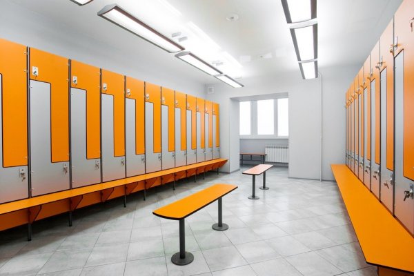 Фитнес клуб Orange. Раздевалка
