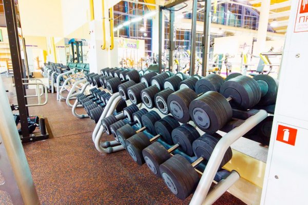 Fitness House на пр. Культуры. Гантельный ряд