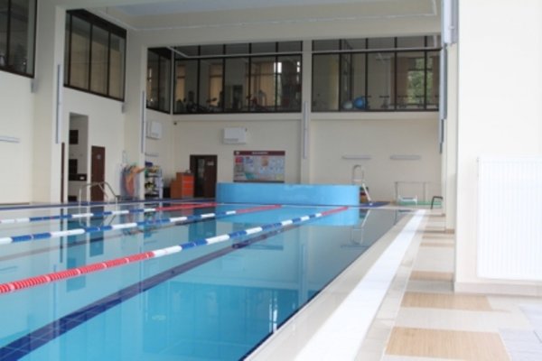 Fitness One Киевское шоссе. Бассейн