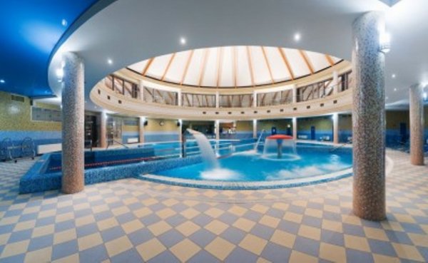 Wellness Park. Бассейн с гидромассажной зоной