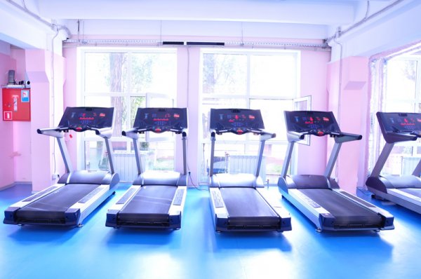 Фитнес-клуб Олимпия Спорт - Поділ. Кардиозона