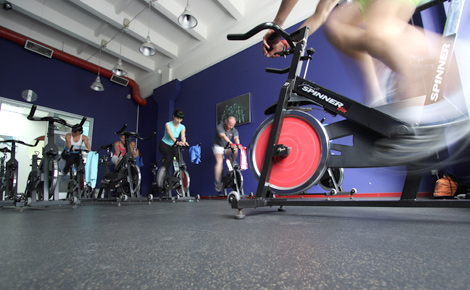 Планета Фитнес — Петроградская. Зал spinning