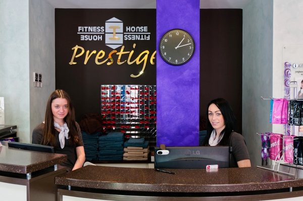 Fitness House Prestige на Королёва. Ресепшен
