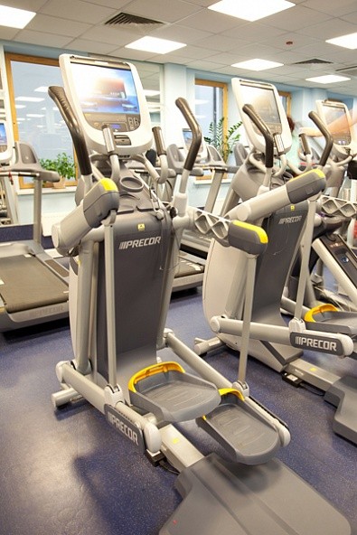 Les Trois Santes. Тренажеры Precor