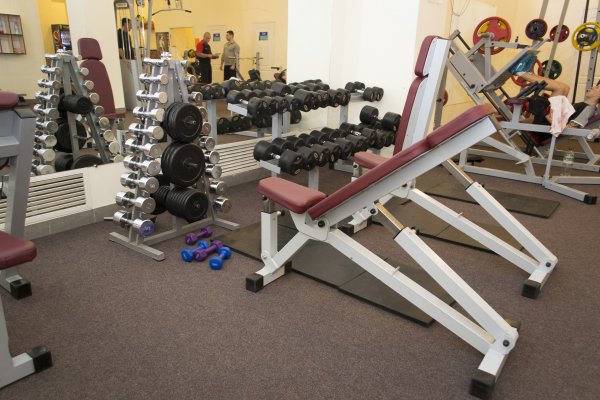 Тренажерный зал Pulse Gym на ХТЗ. Тренажерный зал