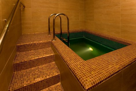 World Class Триумф. Beauty SPA. Купель в русской бане.