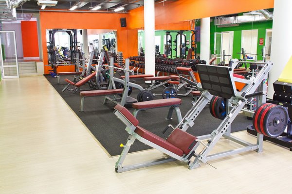 Alex Fitness — Юго-Западная. Тренажерный зал