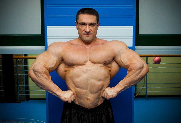 Богдан Хлебников бодибилдер