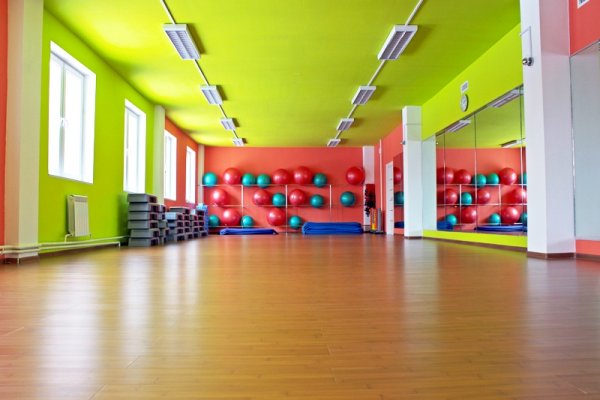 Спортивный клуб Mister fit. Зал групповых программ
