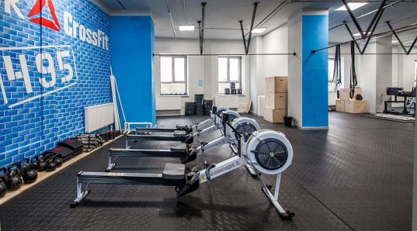 Спортивный клуб «Reebok Crossfit 495». Тренажерный зал