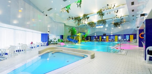 Клуб Atlantis. Бассейн