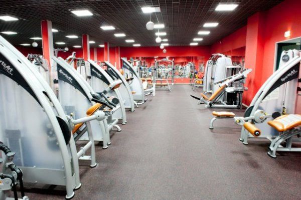 Fan gym ленинский просп 2б химки фото Фитнес-клуб Fan Gym Химки спортивный/тренажёрный зал, крытый плавательный басс