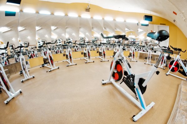 Fitness House на Стрелке В.О.. Зал сайкла