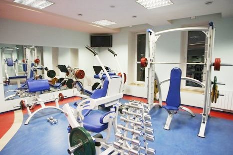 Спортивный клуб "XL". Тренажерный зал