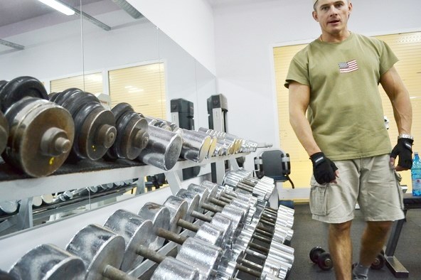 Фитнес-клуб Olymp Gym. Гантельный ряд