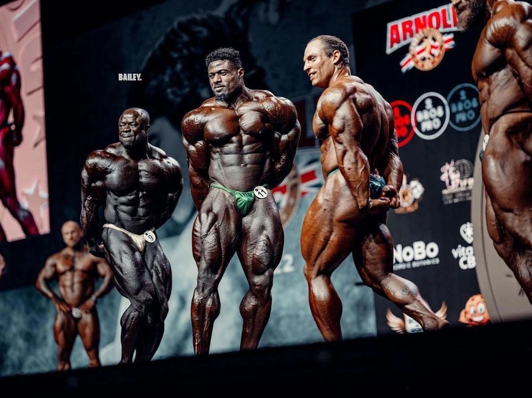 Andrew Jacked бодибилдер