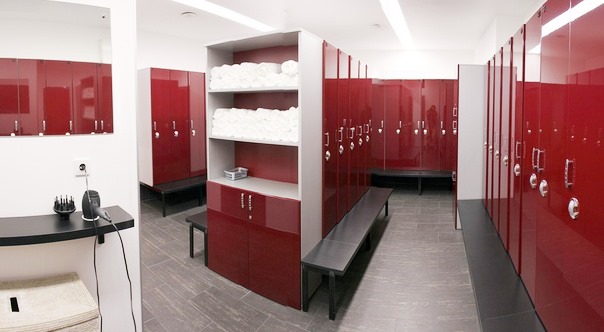 Фитнес-клуб Dr. Korper Health Club. Раздевалка