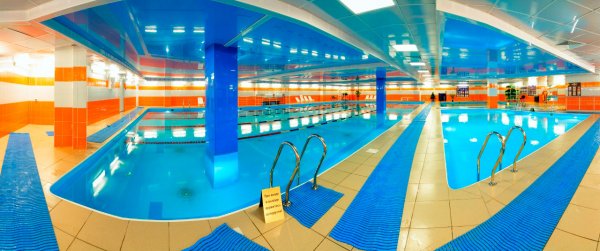 Fitness House на пр. Культуры. Бассейн