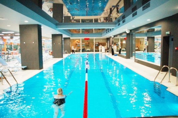 Sport Life — Льва Толстого. Бассейн