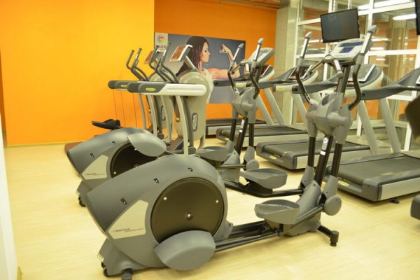 Alex Fitness — ГУМ. Кардиозона