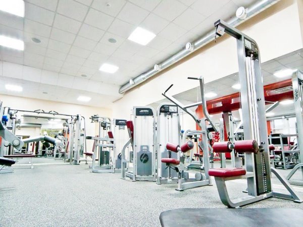 Fitness-Maximum. Тренажерный зал - Life Fitness