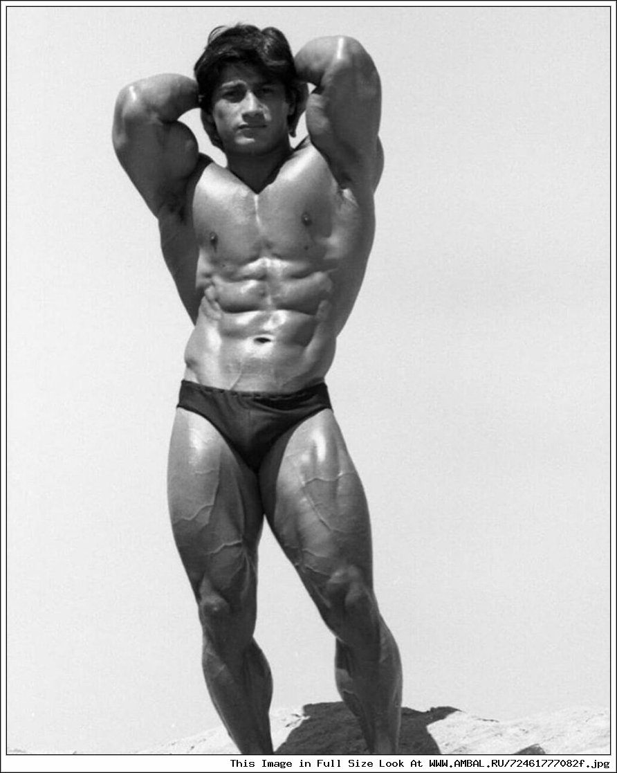 Денни Падилла (Danny Padilla) .