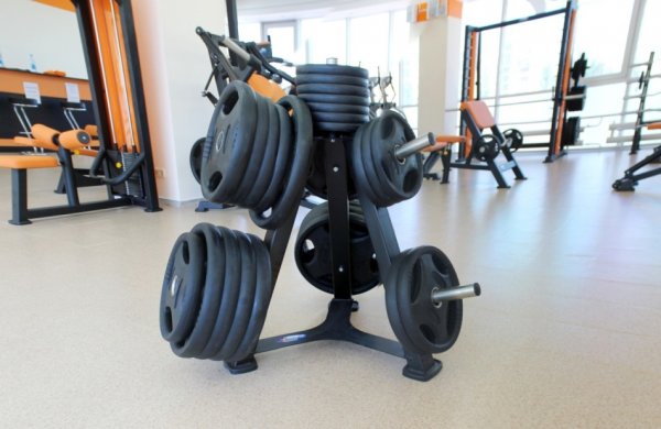 Fitness Life — Черниговская. Свободные веса