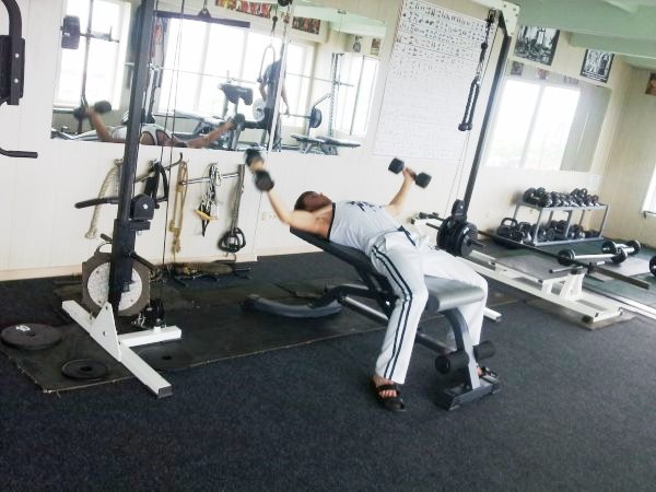 Фитнес клуб Gym Profi. Тренажерный зал