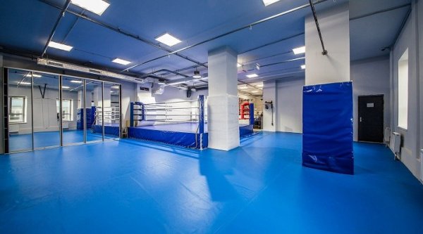 Спортивный клуб «Reebok Crossfit 495». Боксерсий ринг