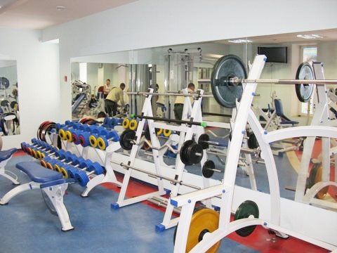 Спортивный клуб "XL". Тренажерный зал