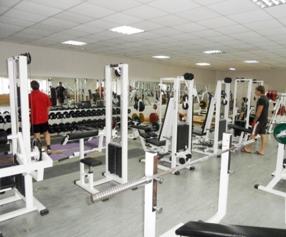 Фитнес клуб Olympia. Тренажерный зал