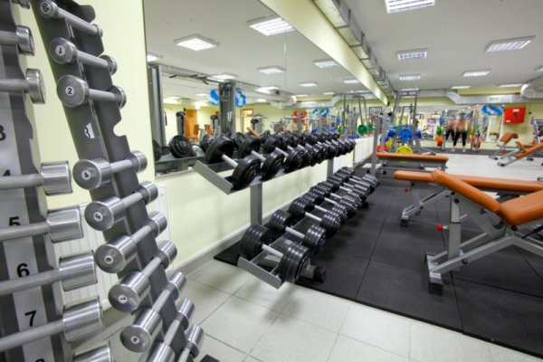 InterFit на Лукьяновке. Гантельный ряд