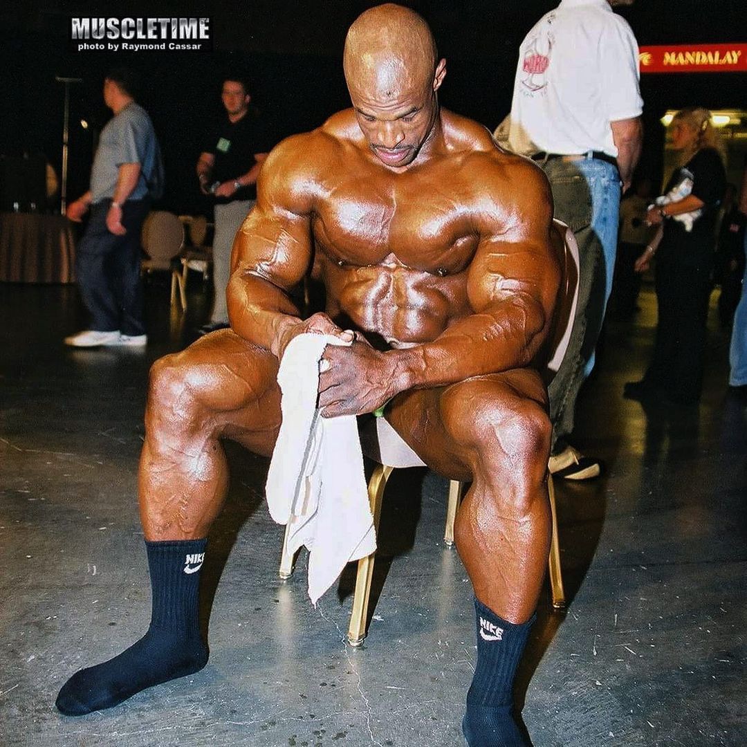 Ронни Колеман 2002
