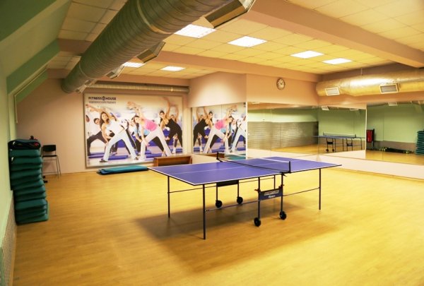 Fitness House на Пражской. Настольный теннис