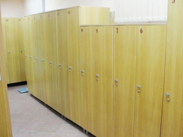 Фитнес клуб "Багира". Раздевалка