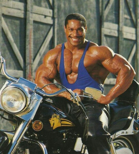 Бодибилдеры 90