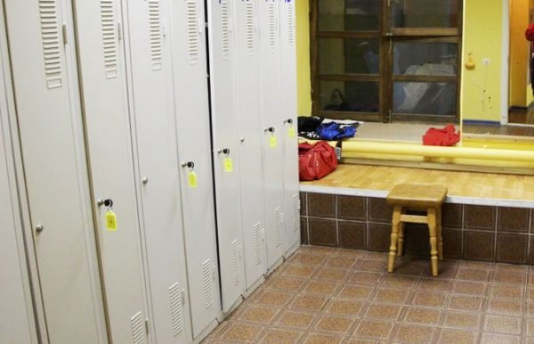 Спортивный клуб "Аквилон-спорт". Раздевалка