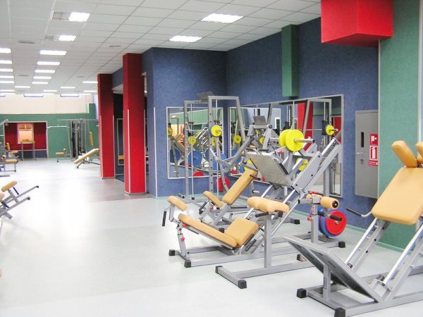 Спортклуб Планета Спорт на Позняках. Тренажерный зал