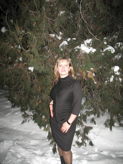 kristina. А вот фото в полный рост! Надо с чего-то начинать!Так что пока в одежде!!!