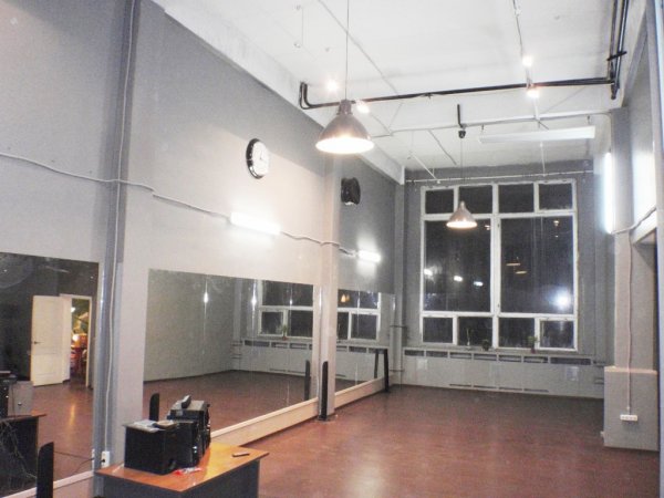 Танцевальная студия a Loft of Dance. Зал групповых программ